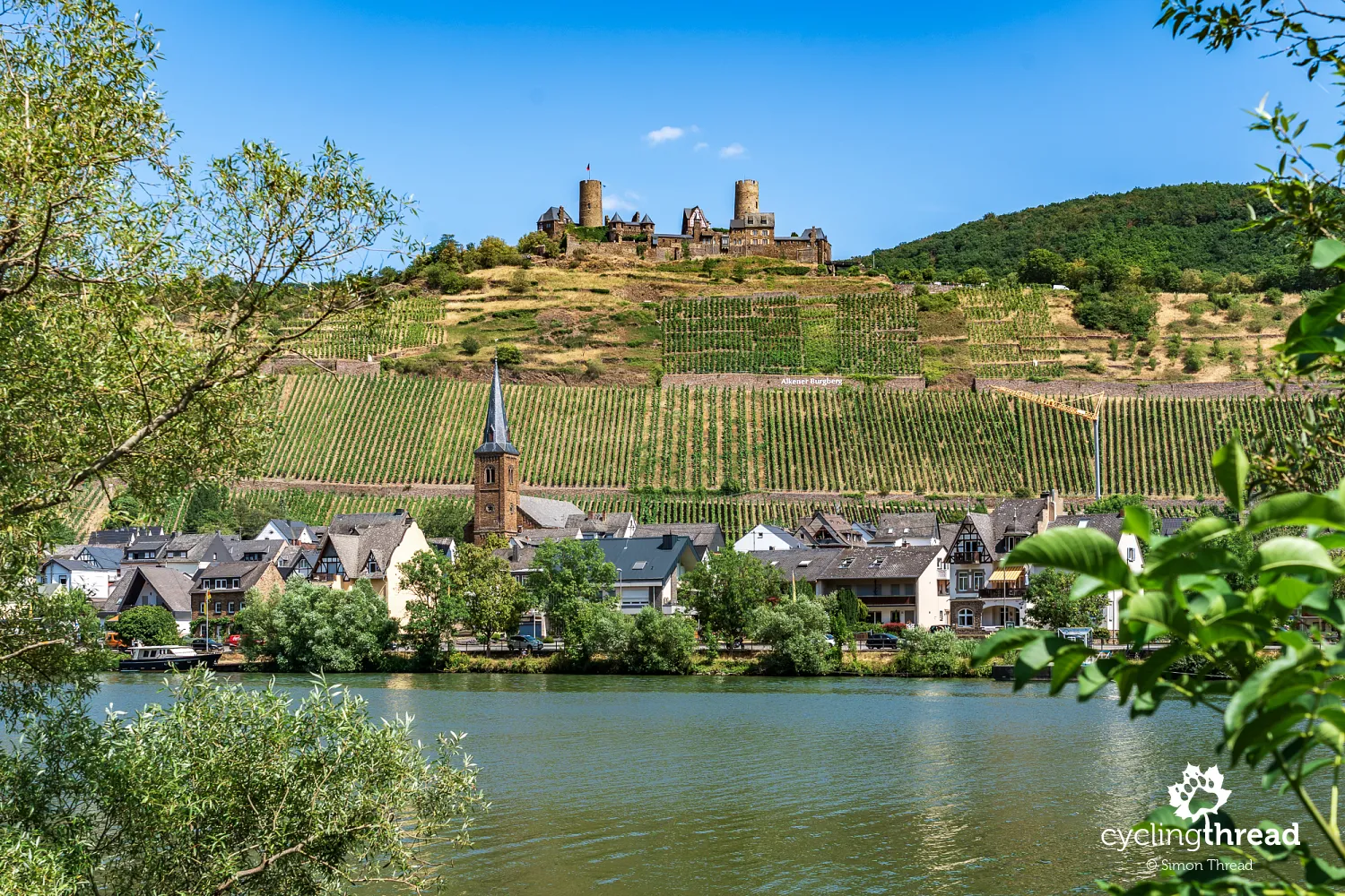 Alken and the two towers of Thurant Castle