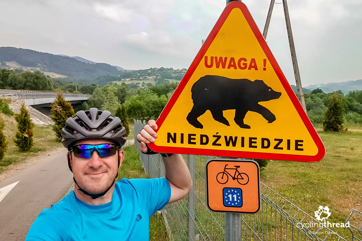 Beware of bears in the Beskid Sądecki mountains
