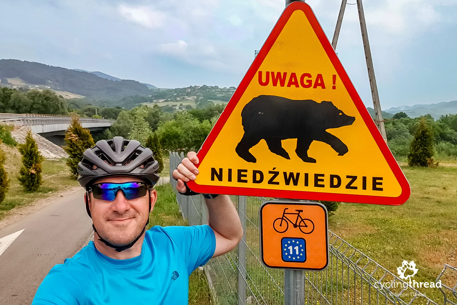 Beware of bears in the Beskid Sądecki mountains