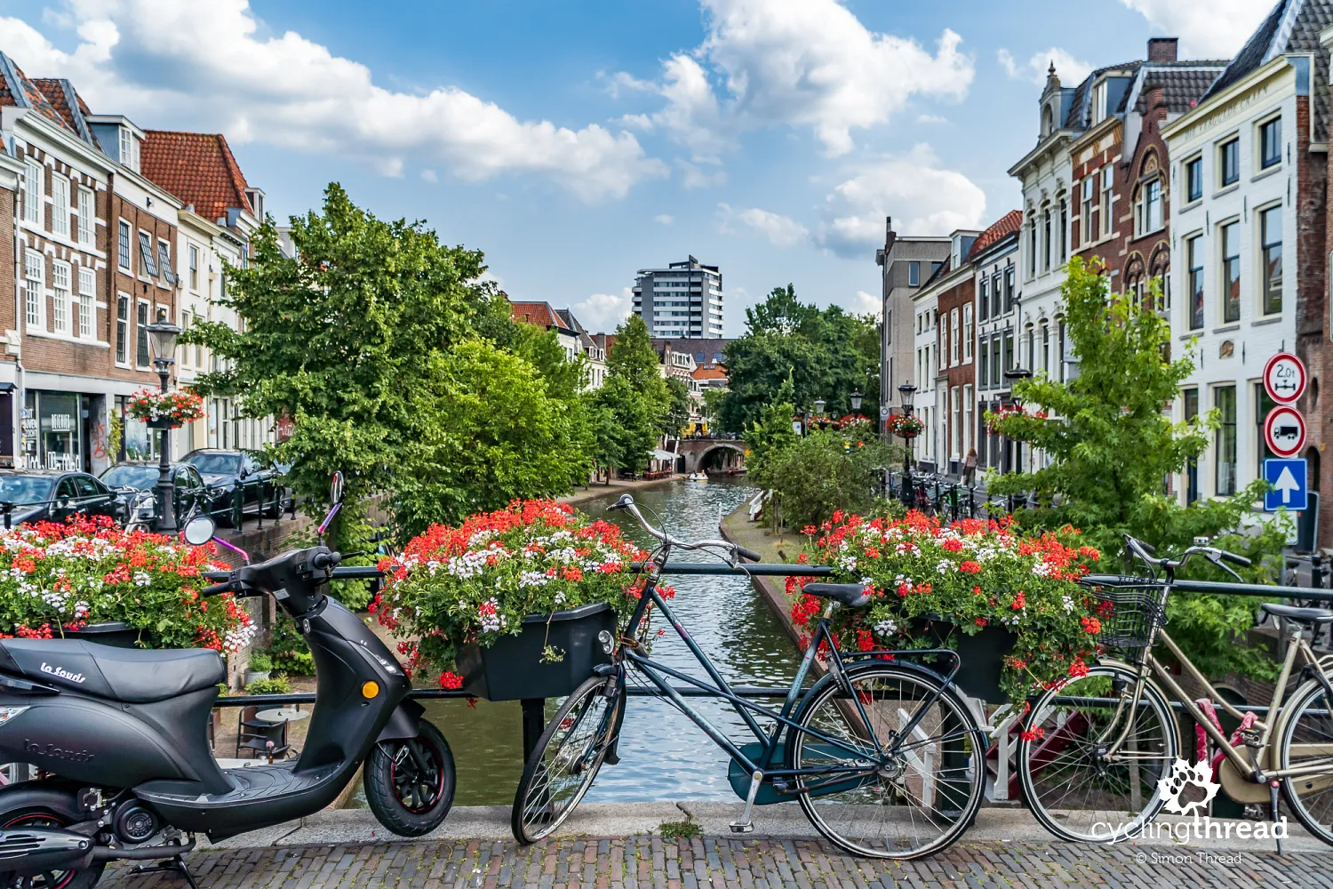 Bicycles and scooters in the centre of Utrecht