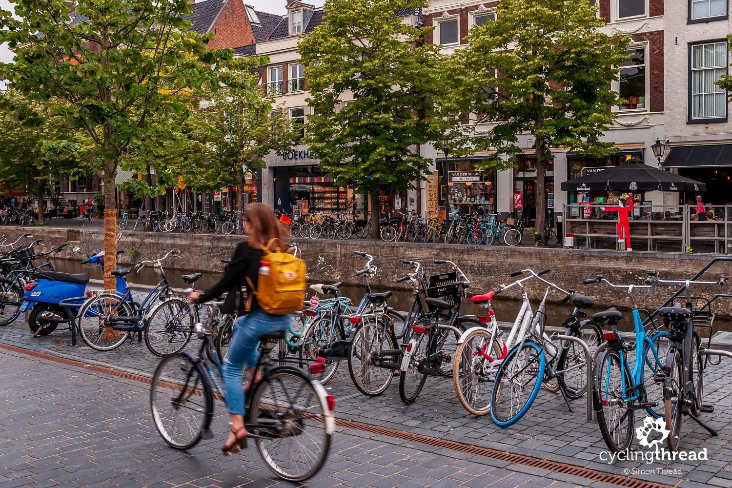 Cycle chic - stylish cycling in the Netherlands