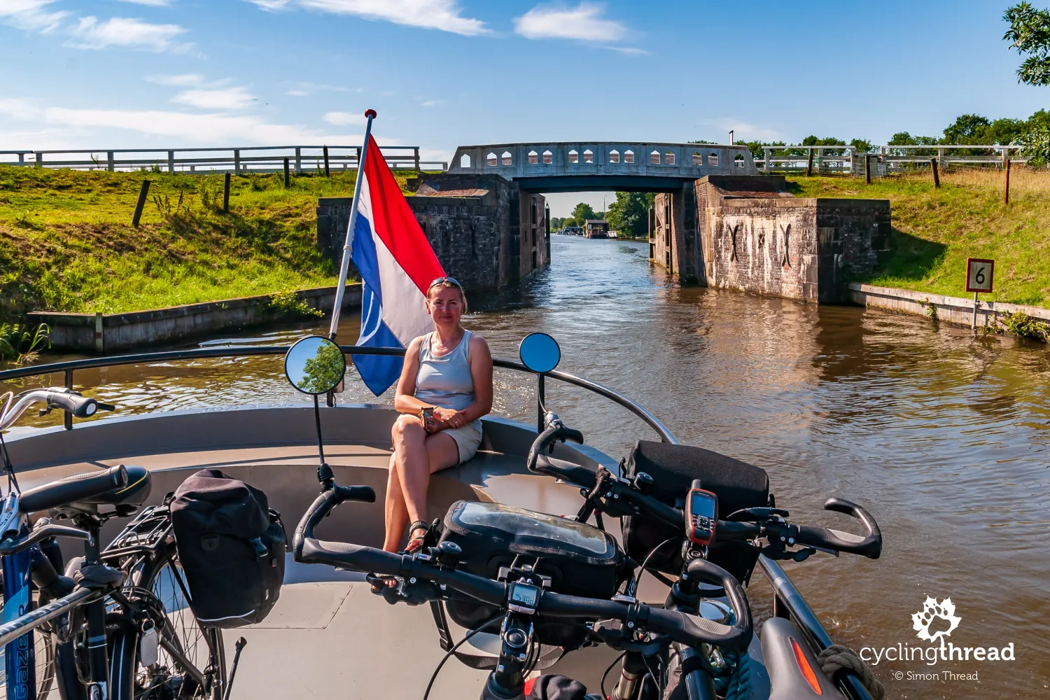 Cycling cruise through the Dutch canals