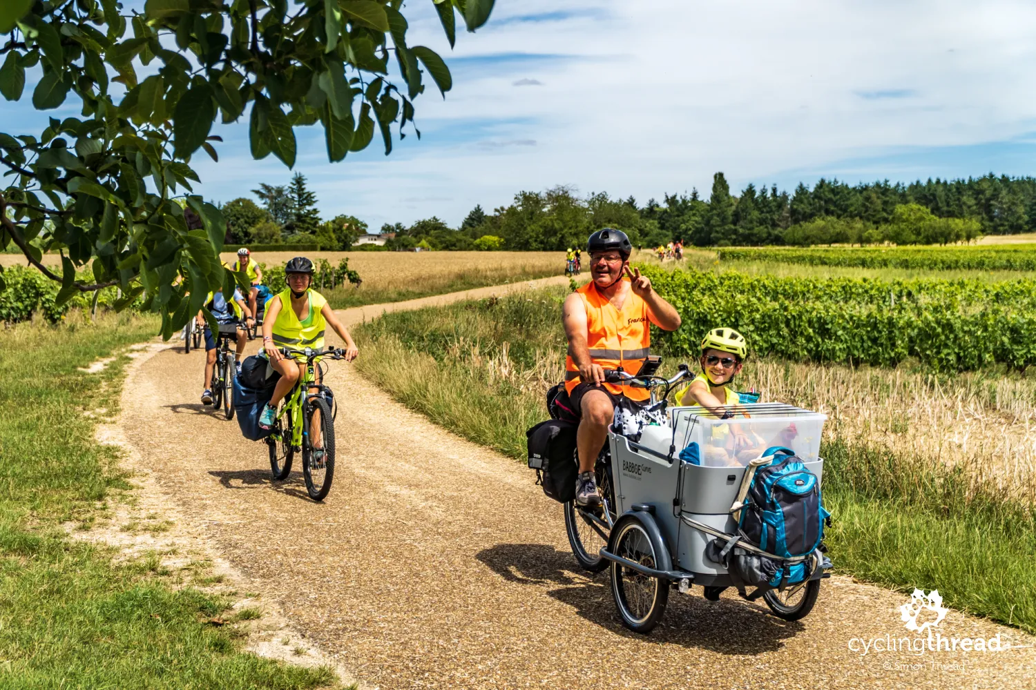 A cycling family on the Loire route in France