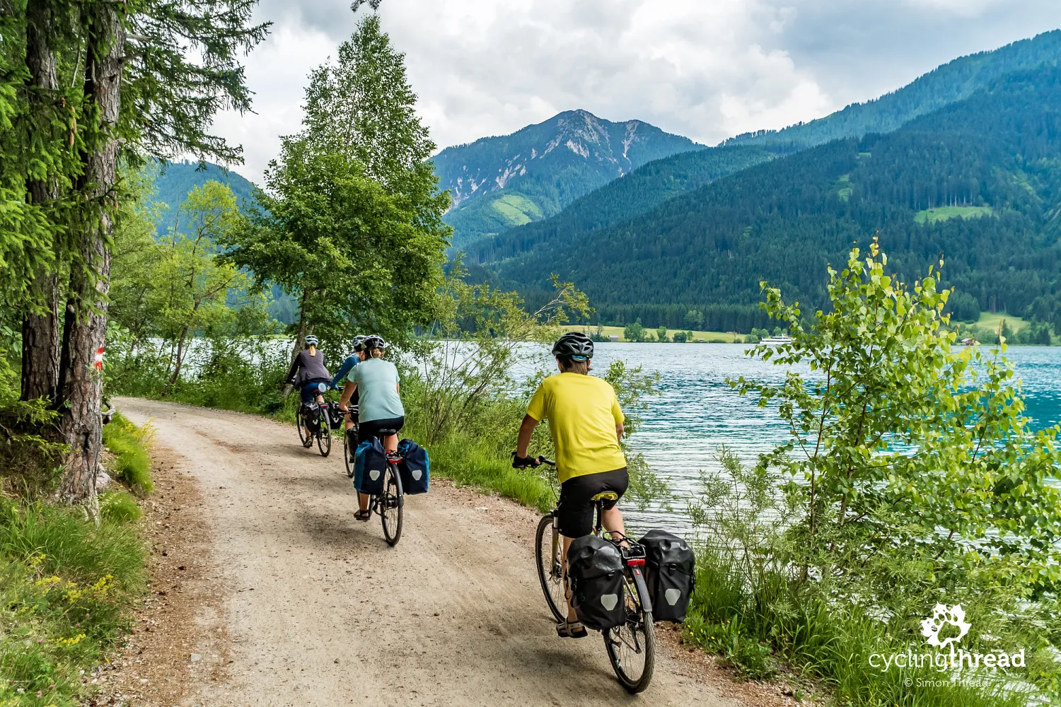 Cycling route along Weissensee