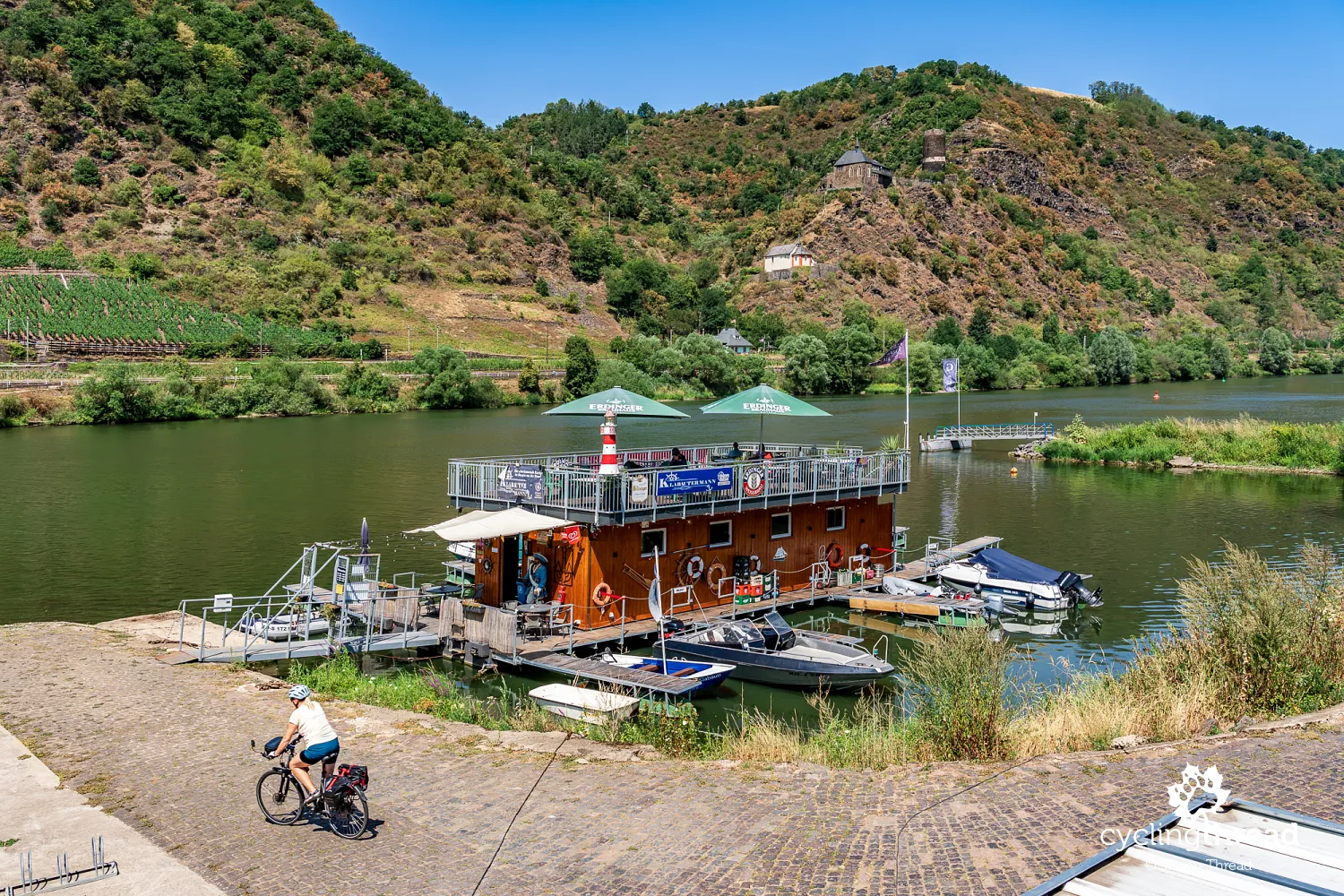 A floating bar on the Moselle