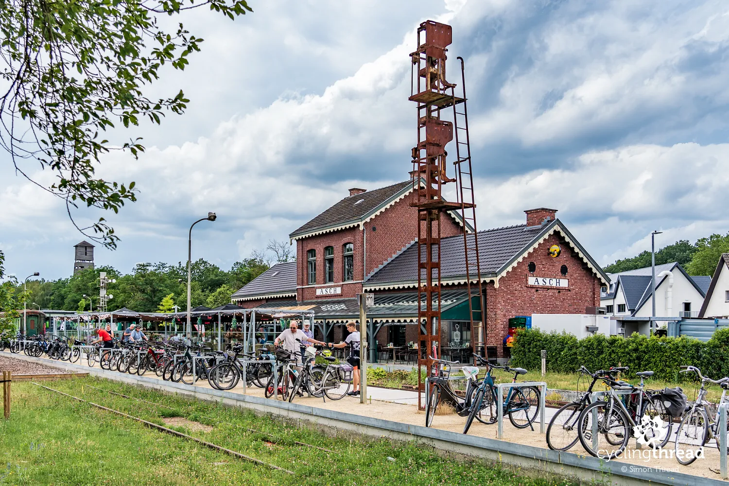 The former railway station As