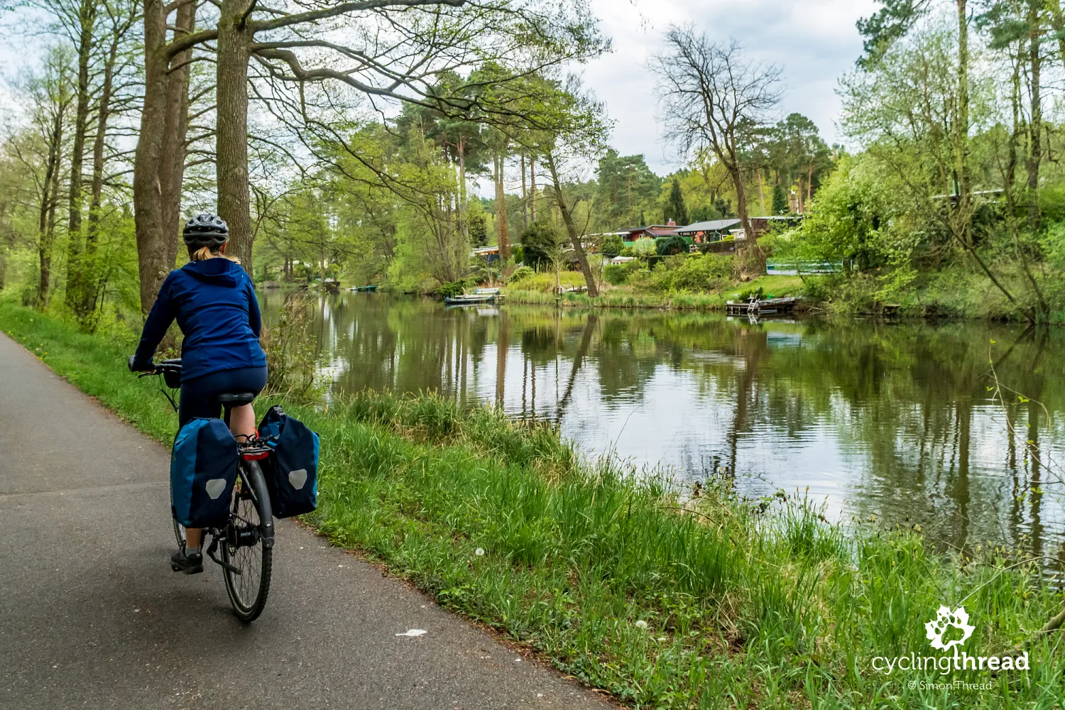 The Frederick William Canal and the bicycle path