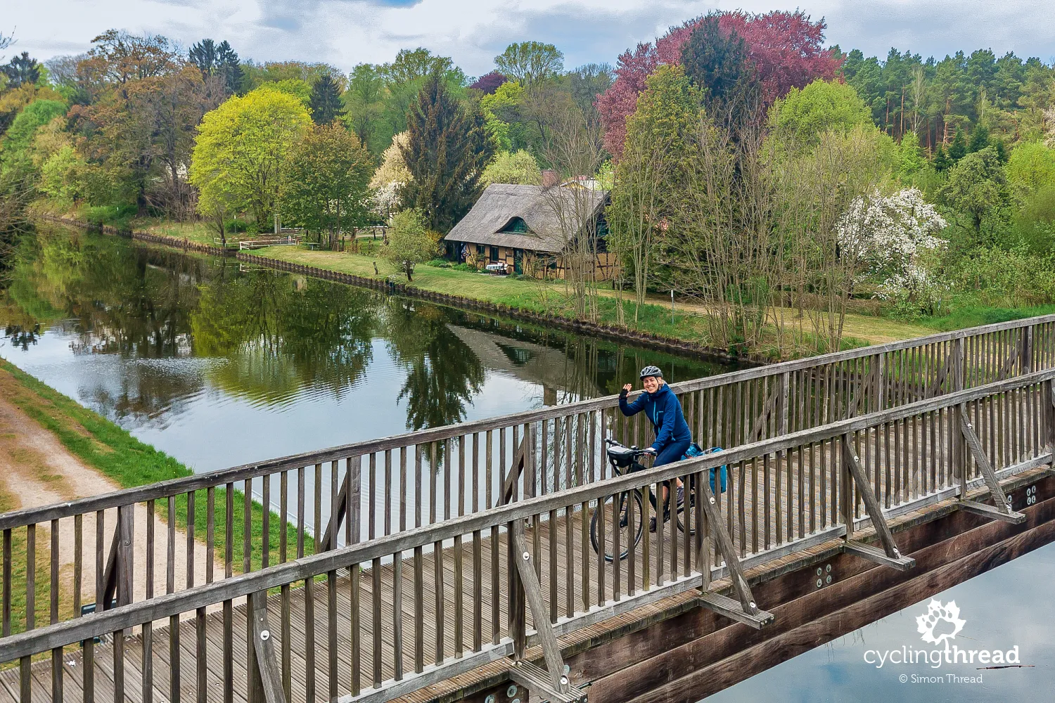 Pedestrian-cycling bridge over the Oder-Spree Canal