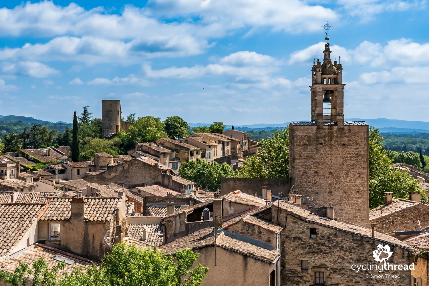 A view of the centre of Cucuron from the château